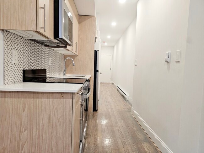 Building Photo - 501 Beacon St