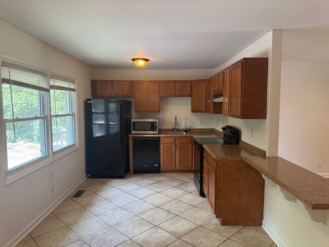 Building Photo - Great 3BR Home in the Heart of Nashville