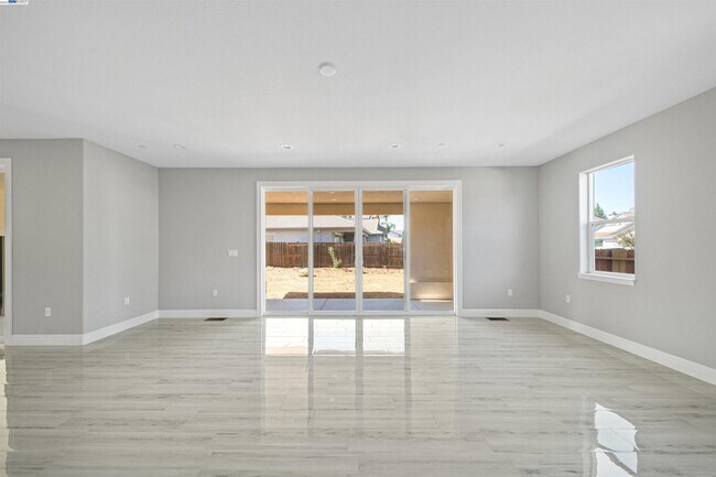 Foto del edificio - 5400 Mojave Way