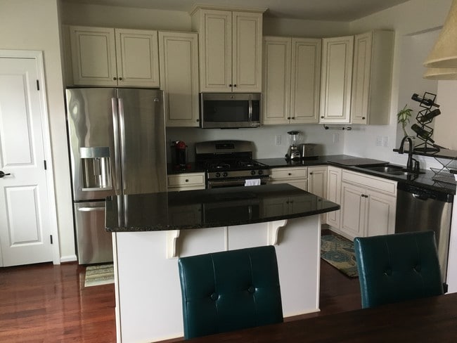 Kitchen (Second Floor) - 94 Kyle Dr