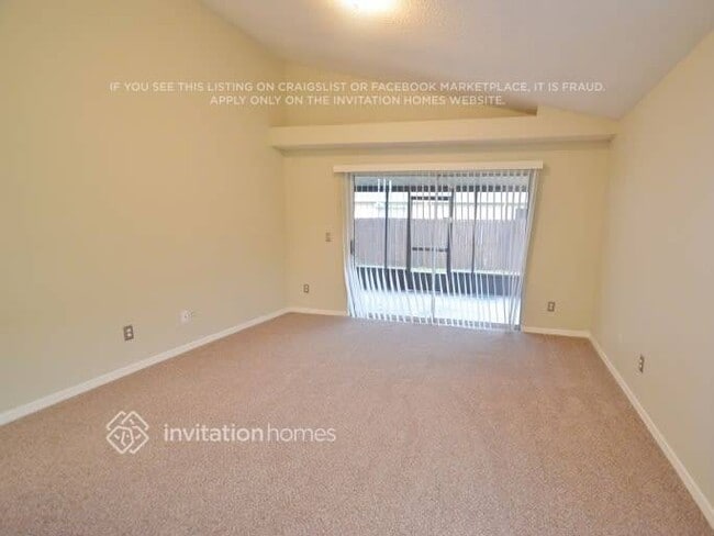 Building Photo - 8467 Fort Clinch Ave