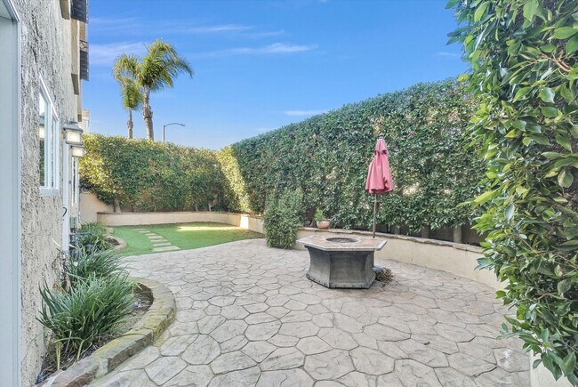 Foto del edificio - 2006 Manhattan Beach Blvd