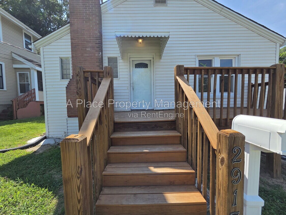 Foto del edificio - 2917 Kincaid Ave