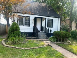 Building Photo - 2640 162nd St