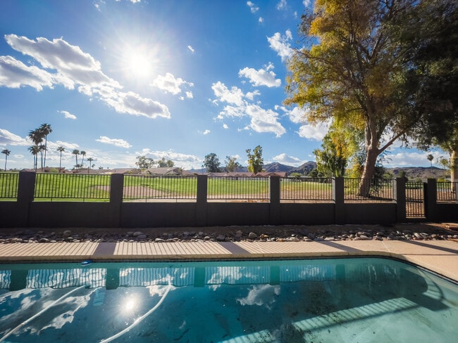Building Photo - 11202 S Shoshoni Dr