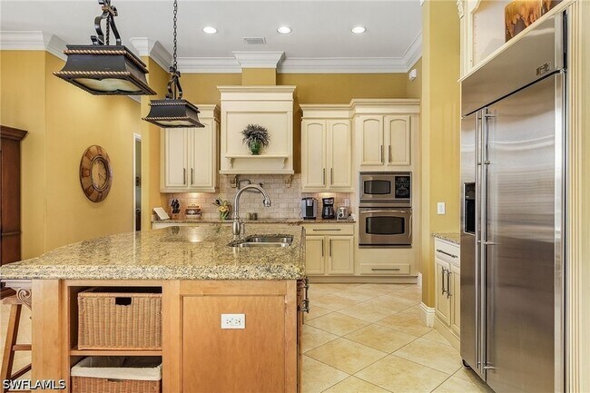 Foto del edificio - 540 Snell Ct