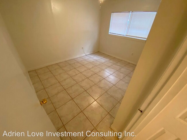 Building Photo - 1826 Blossom Terrace