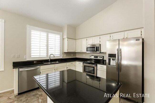 Foto del edificio - 931 N Beck Ct