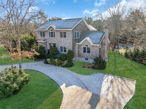 Building Photo - 48 Oakhurst Rd