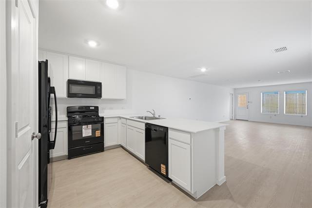 Foto del edificio - 1037 Raintree Rd