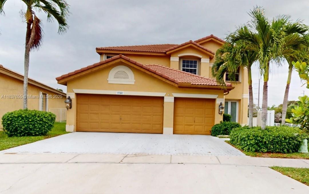 Foto principal - 17301 SW 33rd St