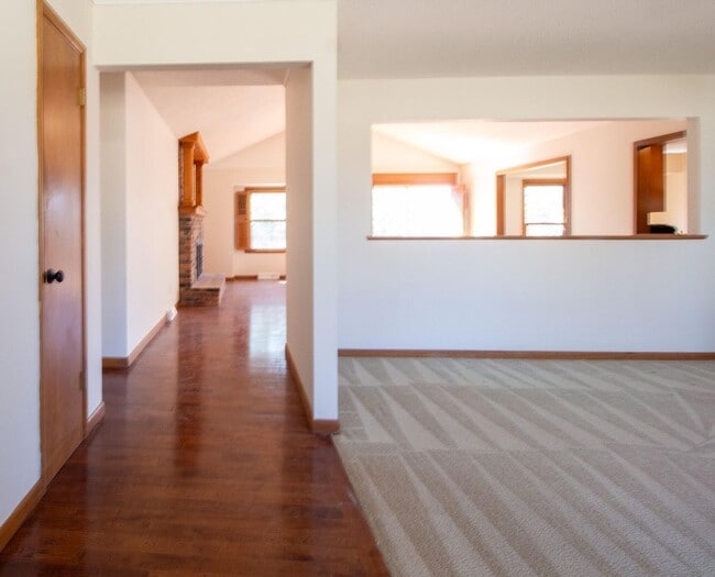Building Photo - 4 Bed 3 Bath 2 Car Garage-PRE_LEASING