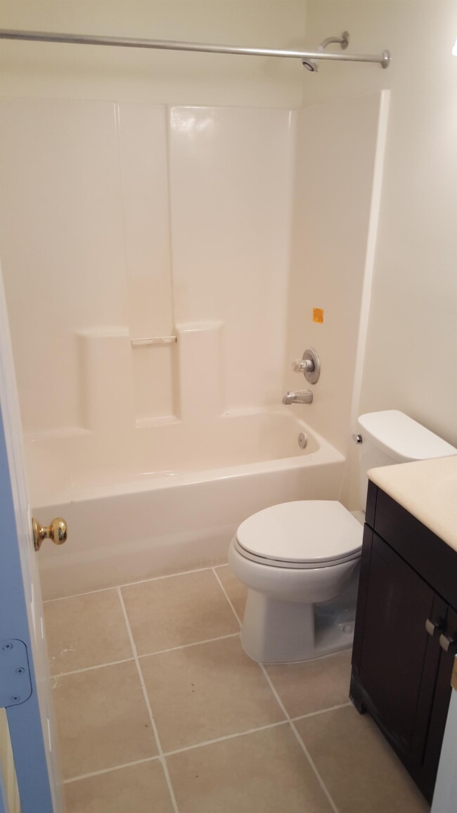 Foto del edificio - 6320 Walnut Forest Ct