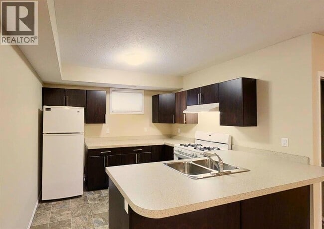 Photo du bâtiment - 11203-11298 98 St