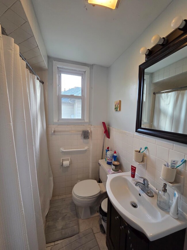 Building Photo - 49 Feronia Wy