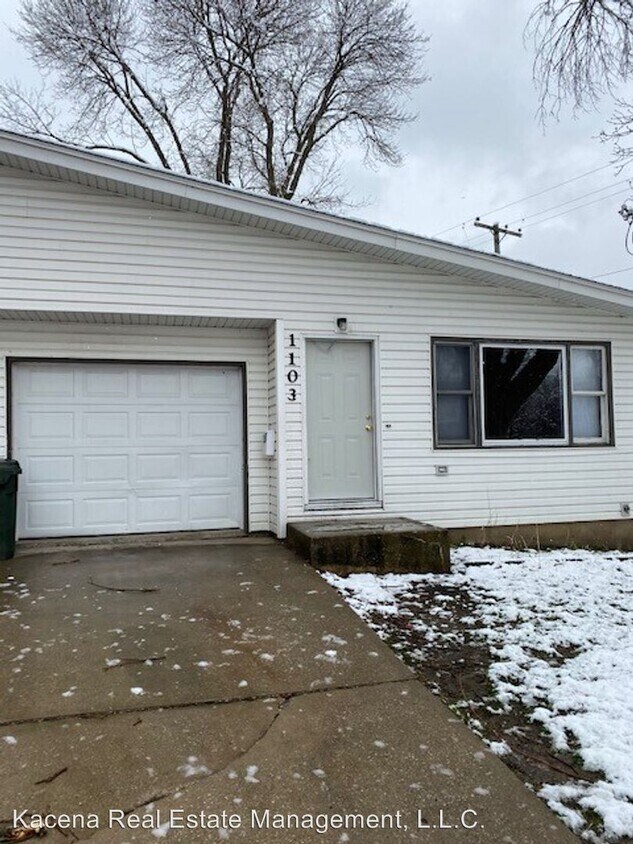 Photo - 1103 Hollywood Blvd Townhome