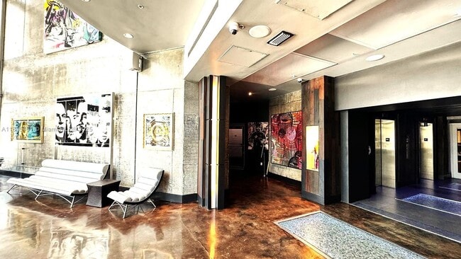 Foto del edificio - 690 SW 1st Ct