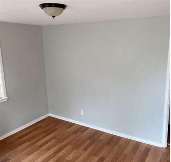 Building Photo - 159 Munson Dr