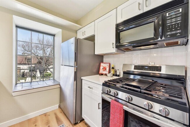 Building Photo - 7801 Shoal Creek Blvd