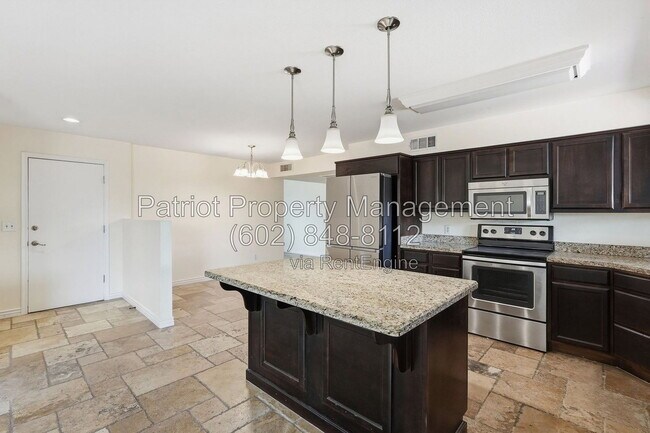 Building Photo - 1275 W Del Rio St