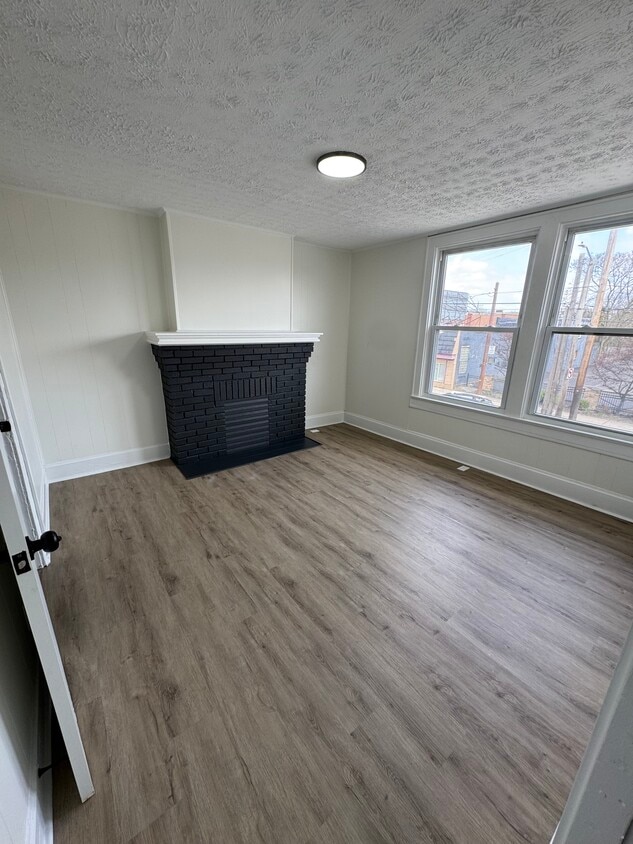 Foto principal - 2505 Cleveland Ave