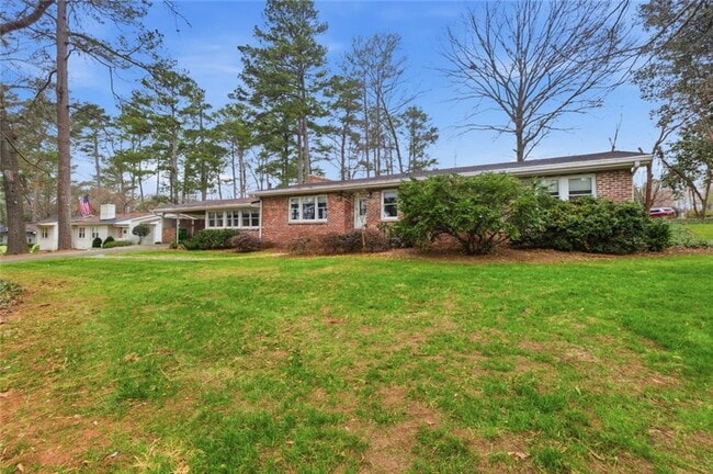 Building Photo - 3302 Wynn Dr