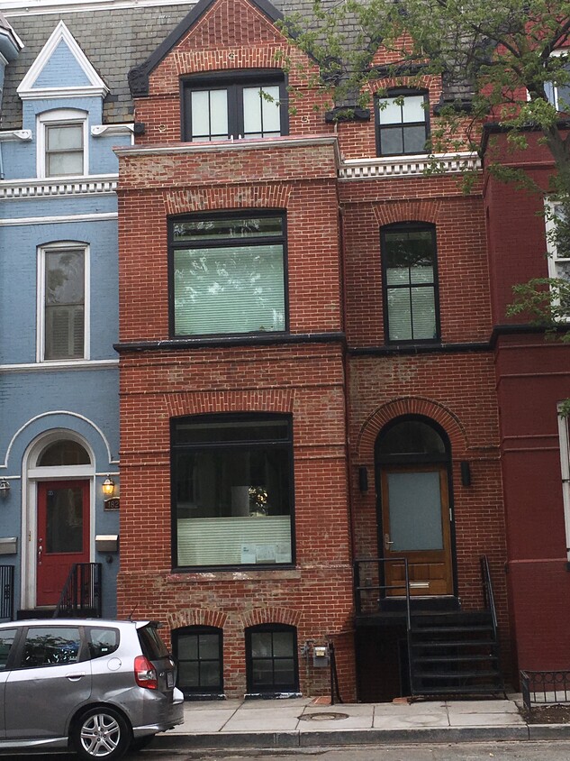 Row House - daytime - 1828 9th Street, NW