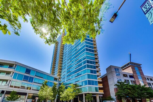 Building Photo - 1720 Maple Ave