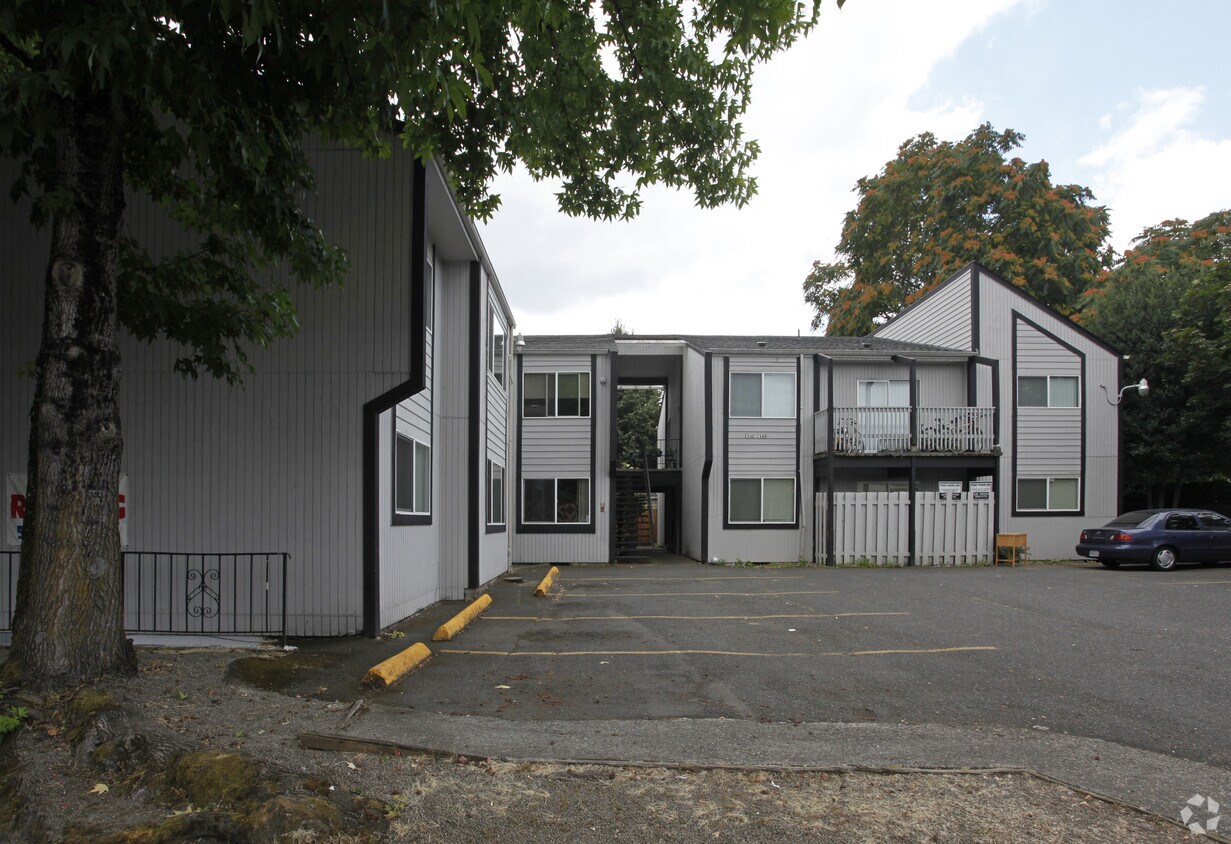 Foto del edificio - 1330-1348 SE Tacoma St