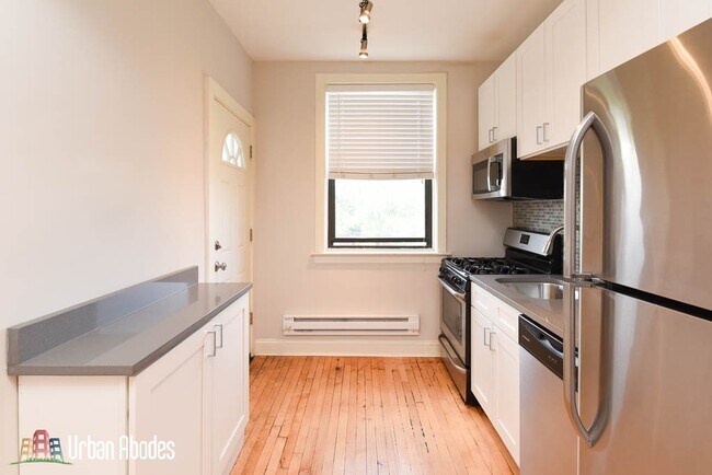 Foto del edificio - 2331 N Rockwell St