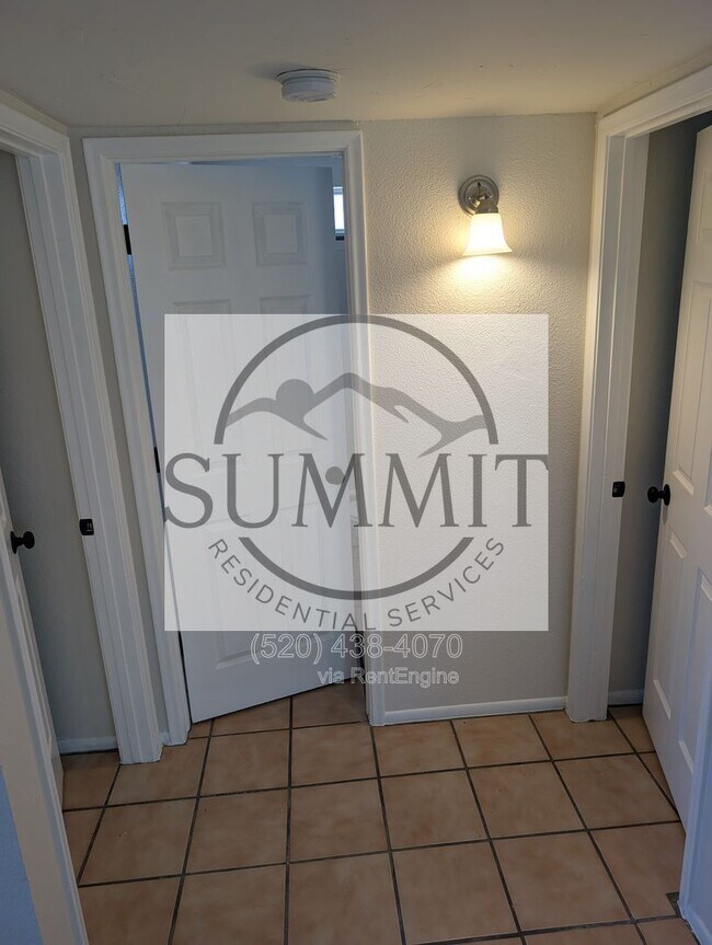 Foto del edificio - 926 N Belvedere Ave