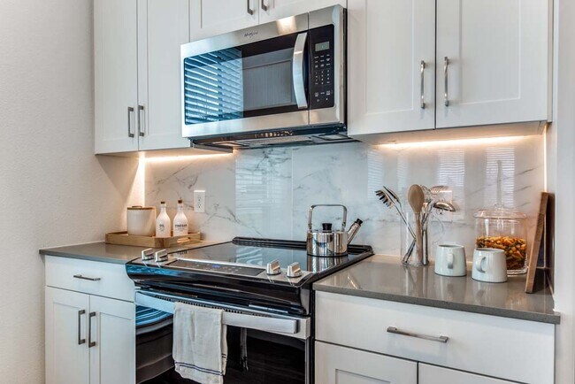 Foto del edificio - Mezzo Apartments