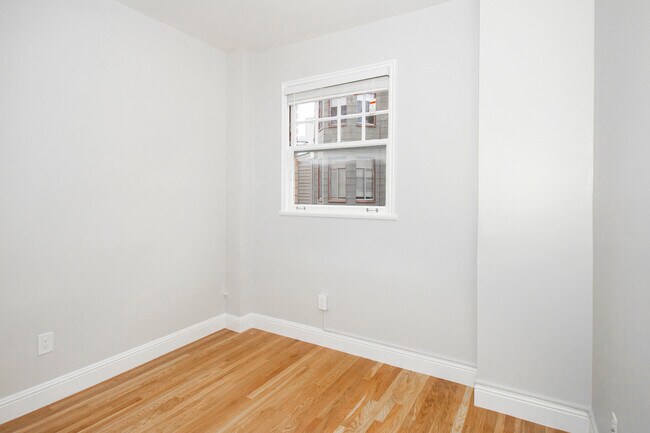 Foto del edificio - 737 Pine St