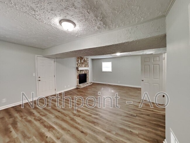 Foto del edificio - 2741 Oxford Dr