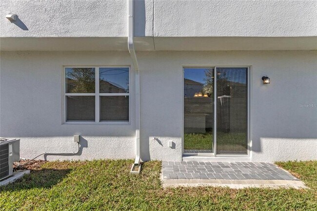 Building Photo - 1345 Captiva Cv