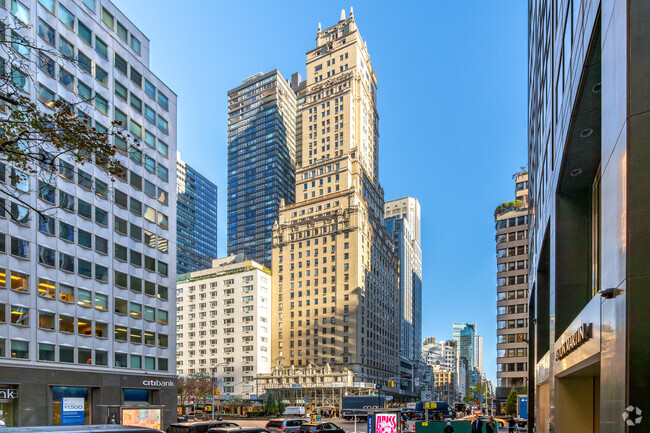 Building Photo - The Ritz Tower