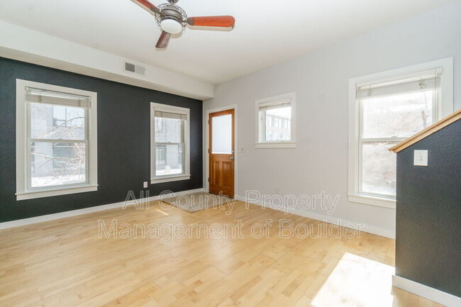 Foto del edificio - 3265 Foundry Pl