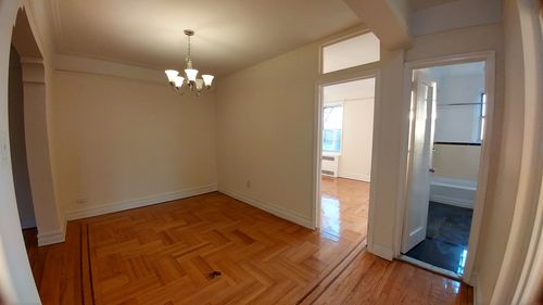 Foto del edificio - 102 Albemarle Rd