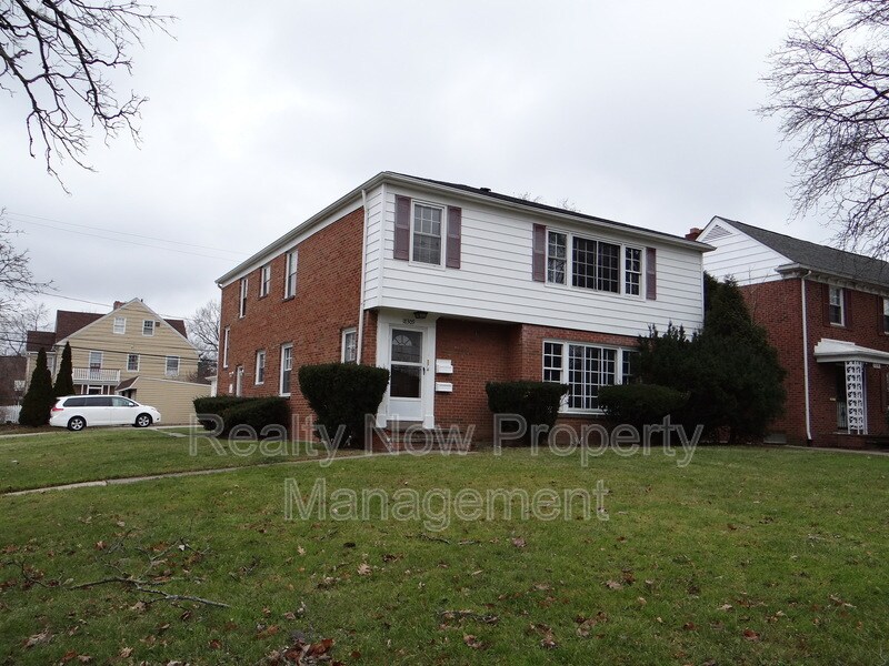 18309 Chagrin Blvd Unit Up, Shaker Heights, OH 44122 Condo for Rent