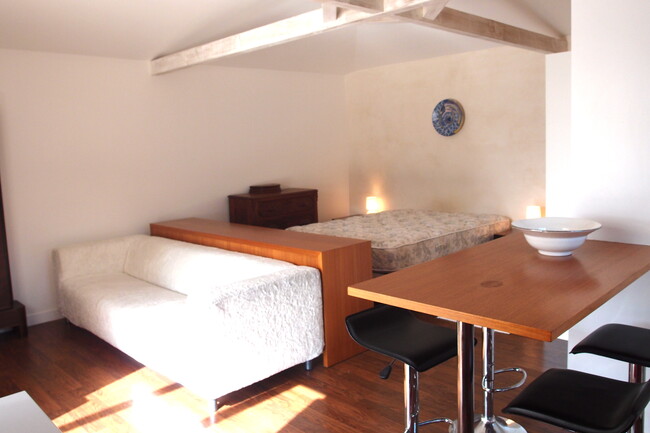Foto del edificio - 279 E 20th St