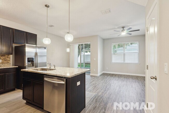 Foto del edificio - Charming 3BR Townhome in Winter Park