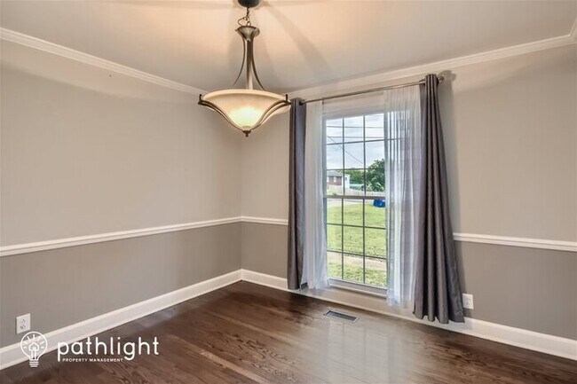 Foto del edificio - 421 Alta Loma Road, Goodlettsville, TN, 37072