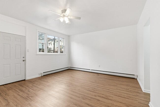 Foto del edificio - 303 43rd St