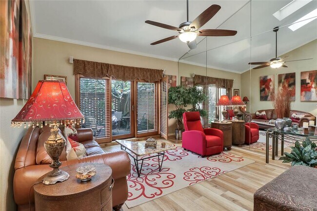 Building Photo - 12560 Montego Plaza