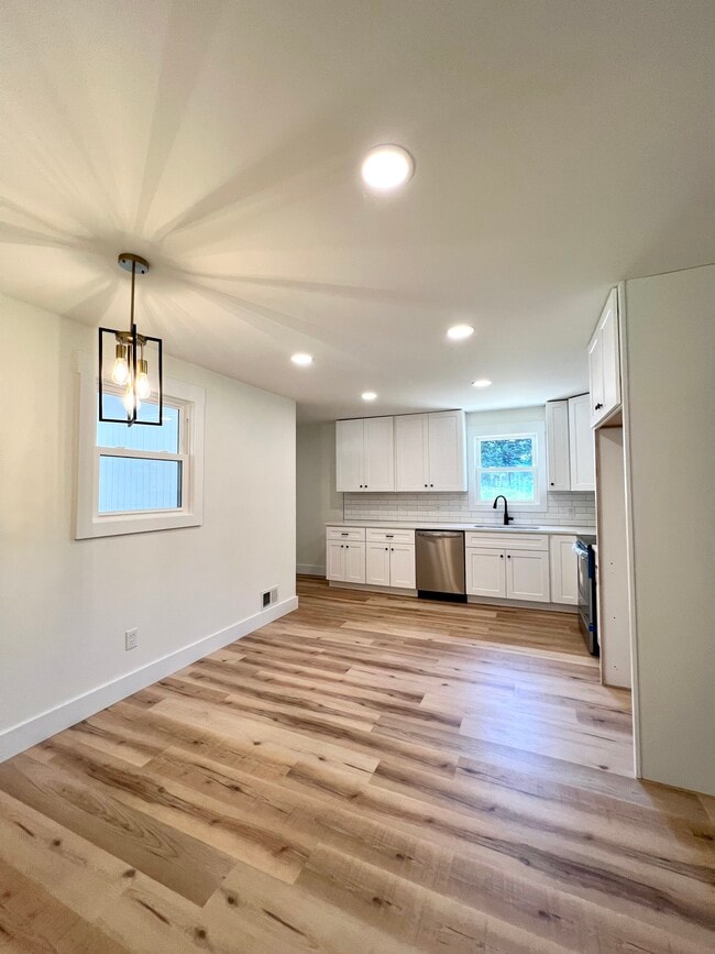 Building Photo - 222 Northgate Cir
