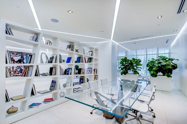Building Photo - 4250 Biscayne Blvd