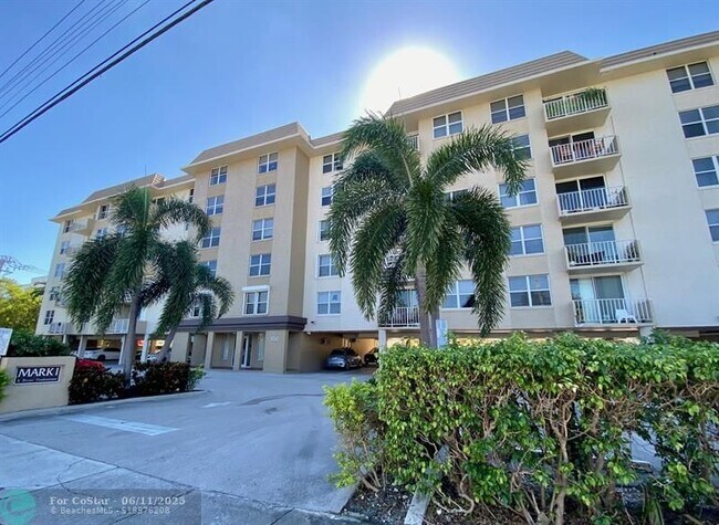 Foto del edificio - 1050 SE 15th St