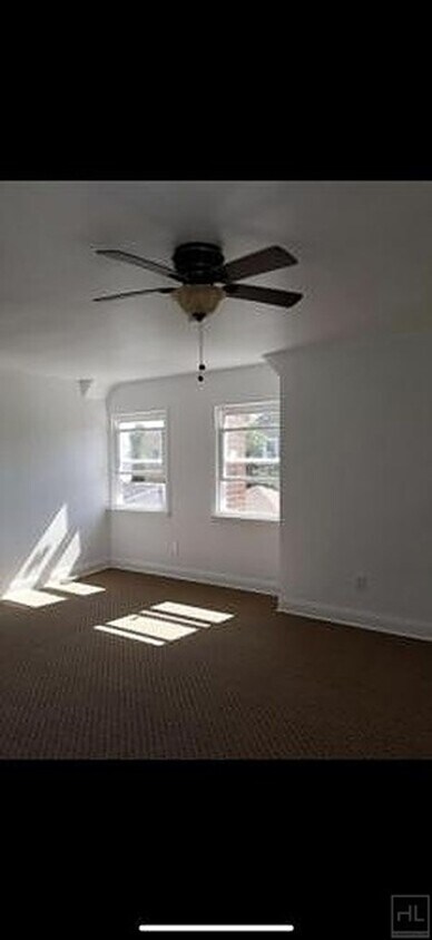 Building Photo - 126 STREET Incredible 3 Bedroom