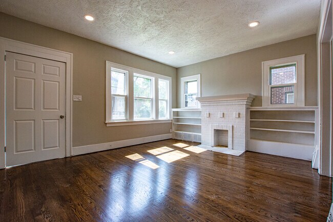 Building Photo - 110 N 38th St