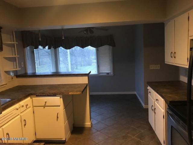 Building Photo - 3104 Springbrook Dr